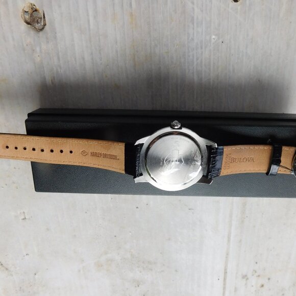 Ladies Harley Davidson Bulova Wrist Watch - Picture 6 of 6